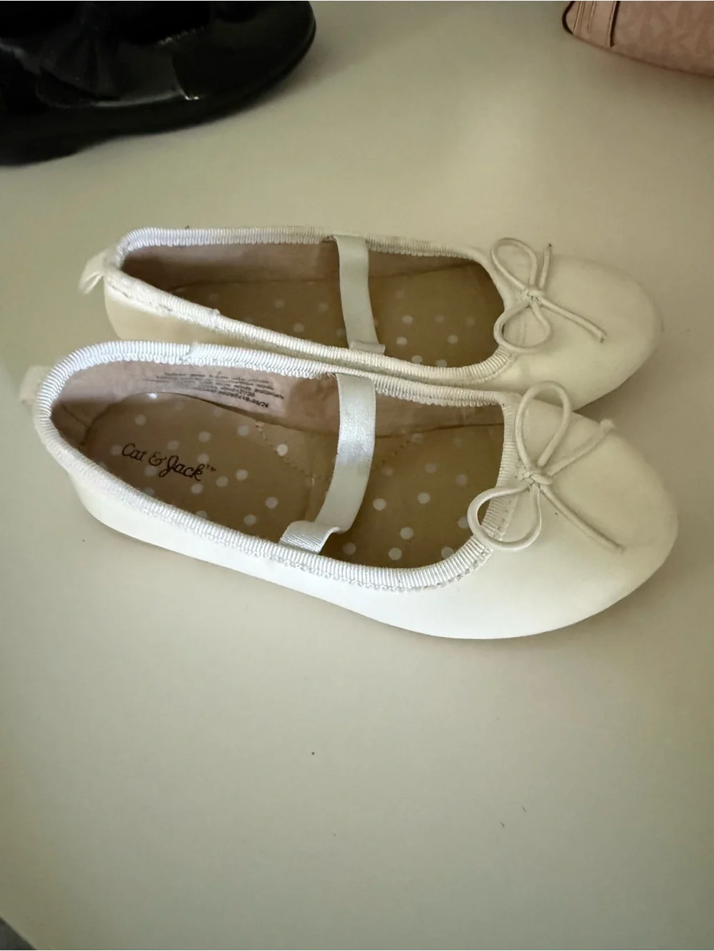 Cat & Jack White Girls' Ballet Flats with Bow